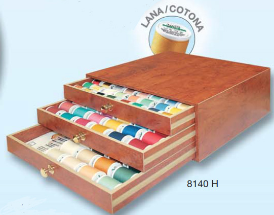 Madeira Mini Treasure Chest Rayon No.40, 30 x outlet 1,000m: Spools 8111