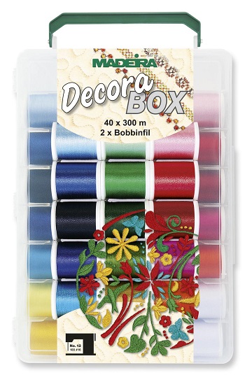 SOFTBOX DECORA 12 40 X 300M SPOOLS + 2 BOBBINFIL, NEEDLES & CD